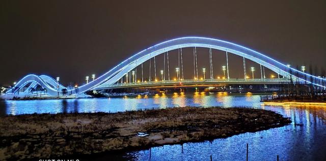 由你评说_凌波桥