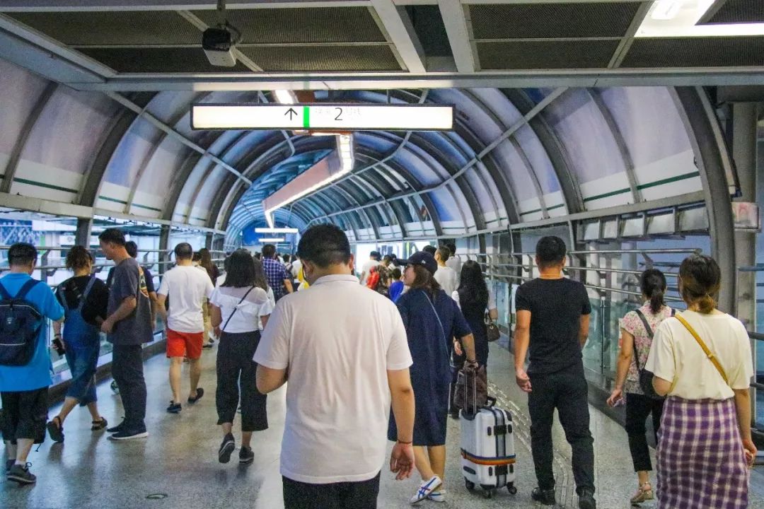 还去什么李子坝吃轻轨!重庆的这些地铁站才更值得打卡!_玩乐