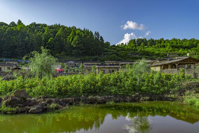 探访长白山池南区漫江镇锦江木屋村