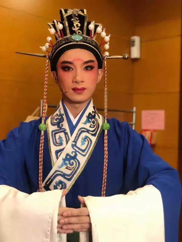 越剧男小生黄剑勋回乡首演《长乐宫》,霸气彻露