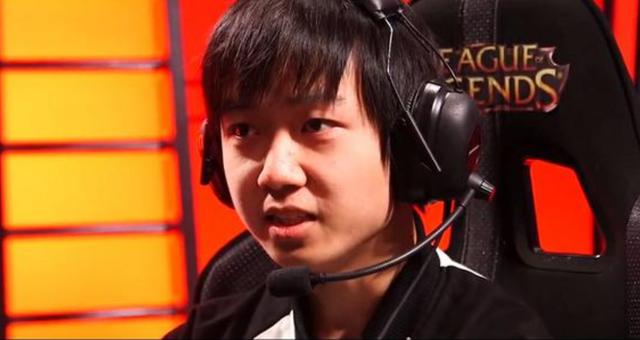 云顶之弈神超打造帝国骑士三核阵容对手绝望到弃牌投降