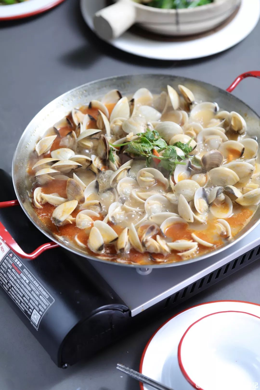 鲜虾汤惹味啵啵贝 酸酸甜甜的白贝,应该没有人不爱吧,这么大一锅,看了