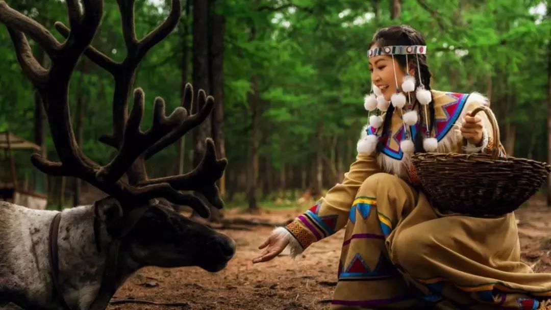 2019北京国际设计周·751国际设计节即将开幕 鄂温克民族服装发布会及