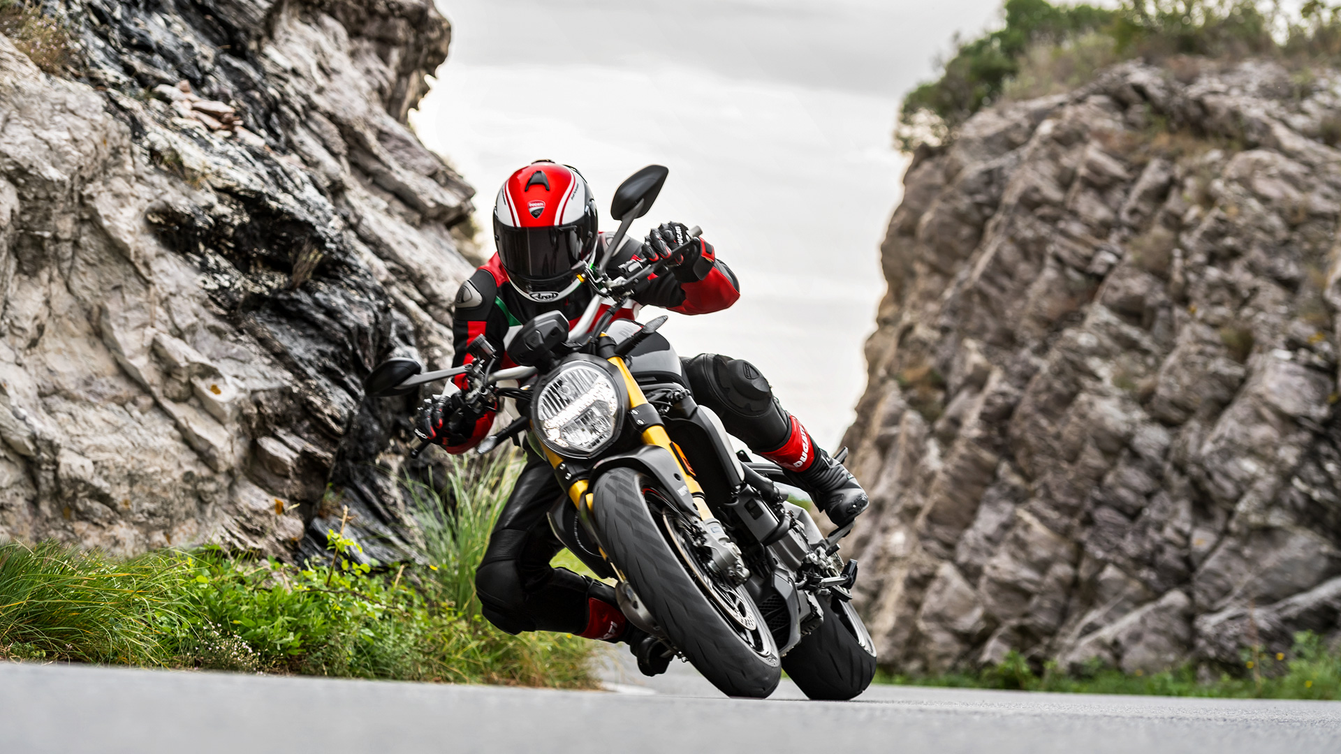 给大家讲讲摩托车的一些历史