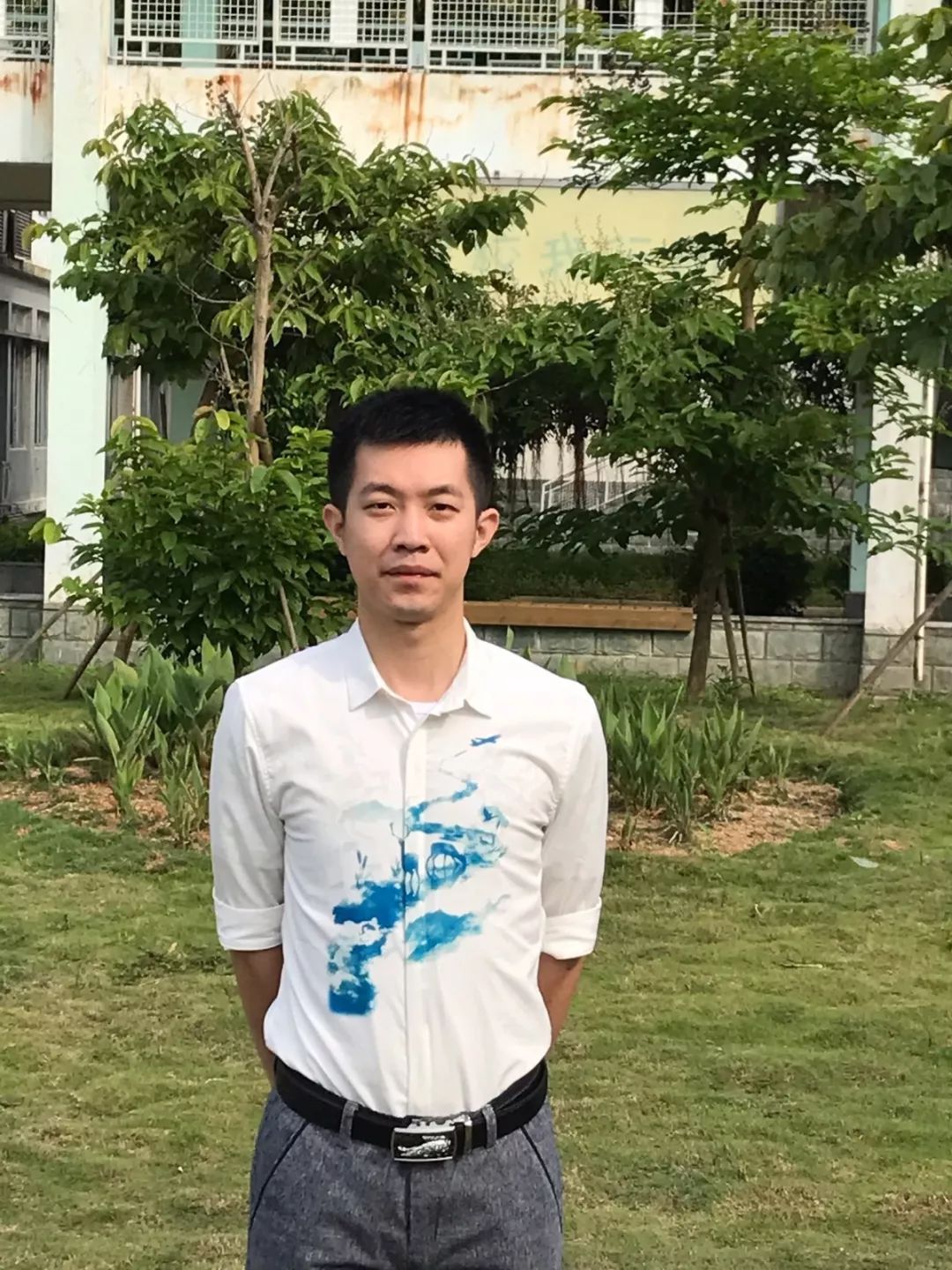 adam身高168高中教师汕头人在珠海择偶要求可爱活泼品德好