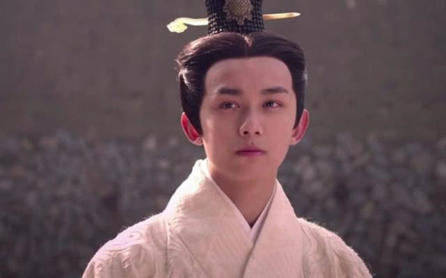 原创秦二世是怎样残杀自己兄弟姐妹的秦陵旁边的墓葬群揭开秘密