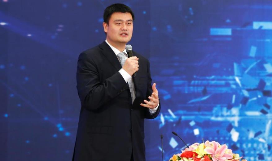 赵震贾磊微博互怼升级!前者列出中国篮球5罪状,姚明又被批