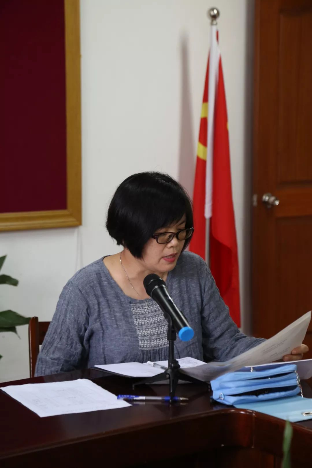 最后,朱文珍副校长就教研组长,备课组长职责以及教研组,备课组活动