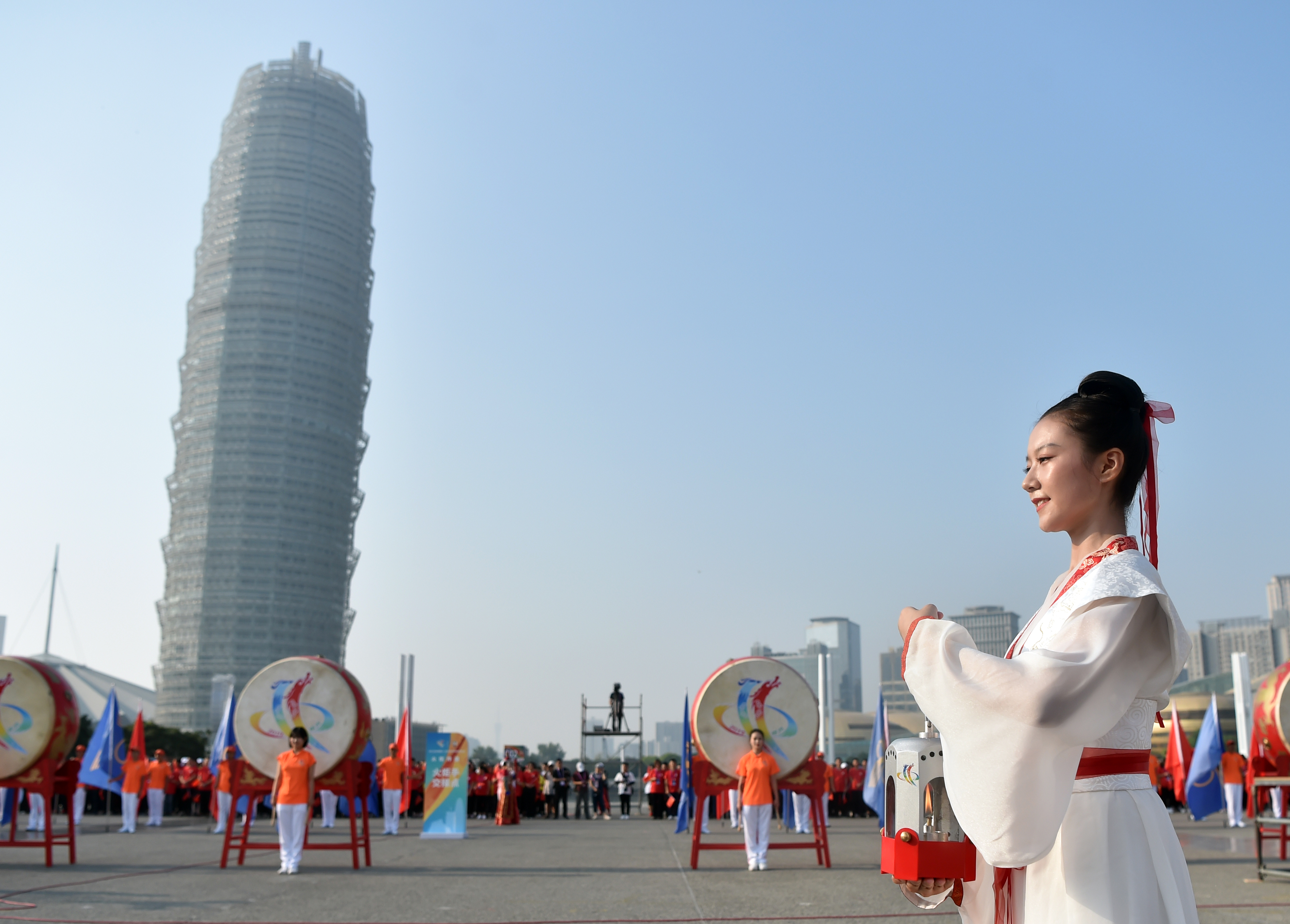 郑州少数民族运动会图片