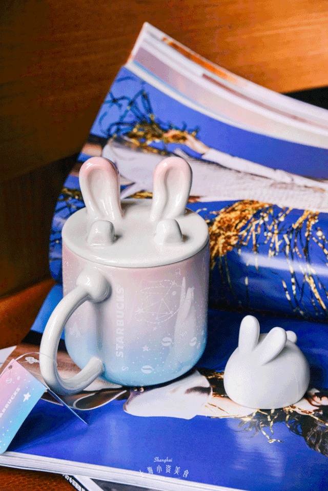 星巴克中秋新品玉兔杯超萌超吸睛美腻停不下来