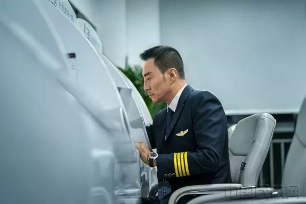中国机长有多专业演员拍完都能独立起降飞机了
