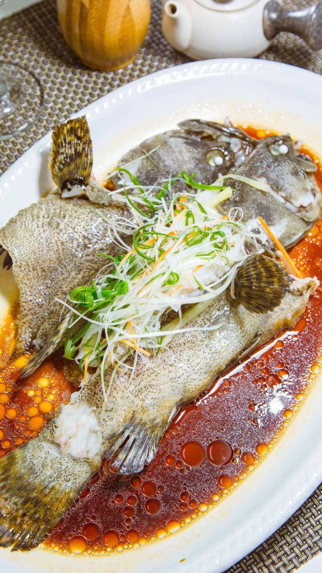 多款海鲜现捞现做!遍尝闽菜,粤菜,江南菜!_鲍鱼