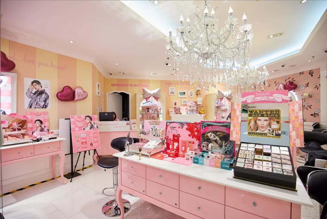 广州潮人都靠这个"换头"!_贝玲妃