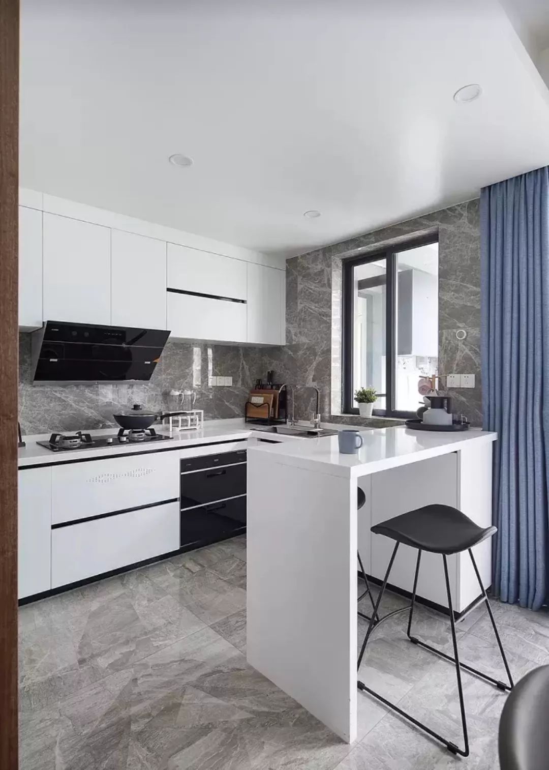 开放式厨房 岛台!让小空间不仅仅只是炒菜!_设计