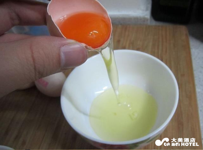 鸡蛋清可以祛除妊娠纹?这是真的吗?_皮肤