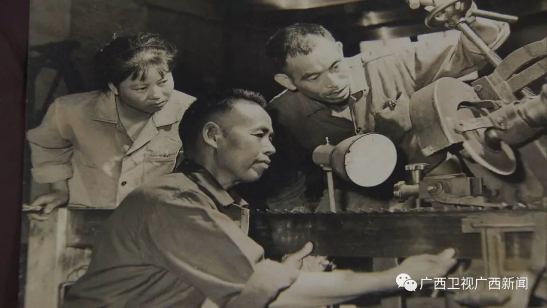 我和我的祖国庆祝新中国成立70周年孜孜以求无私奉献的活鲁班王全禄