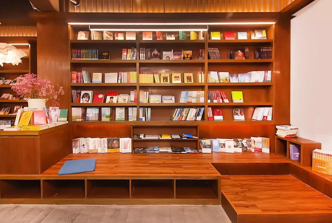 厉害棉城竟有如此情调的书吧简直刷新认知