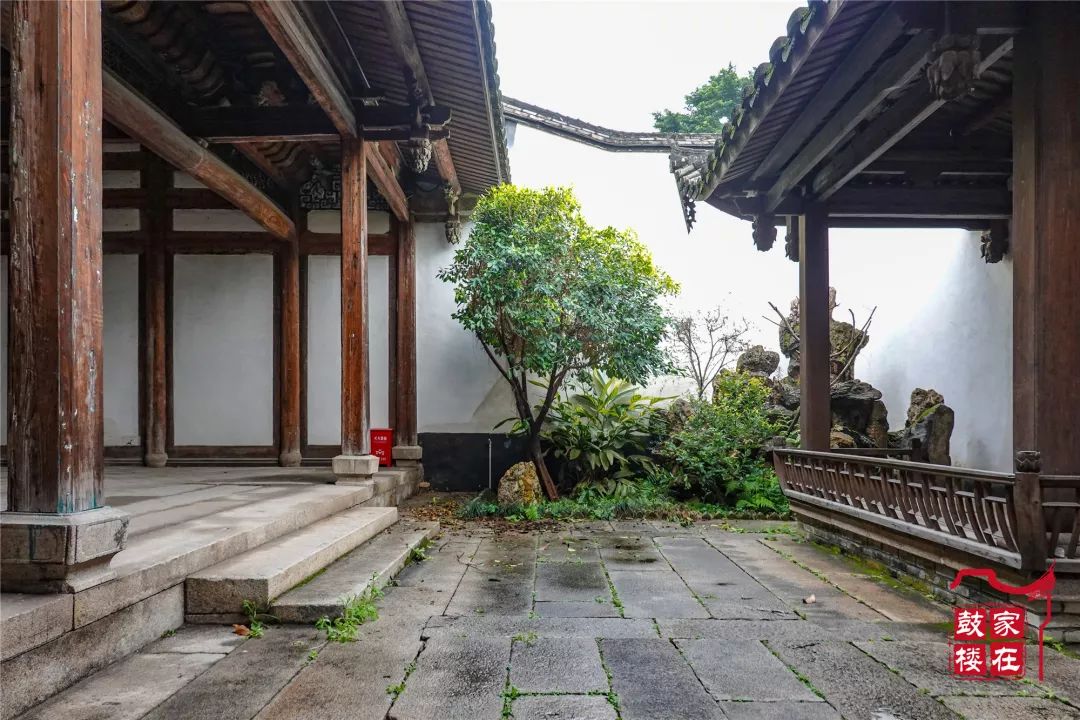 北门,雷峰山,石仓光禄坊10-14号的刘家大院,除了购置宫巷房屋外,积累