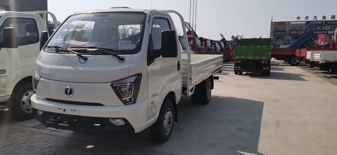 缔途小卡五吨王城市轻卡佼佼者