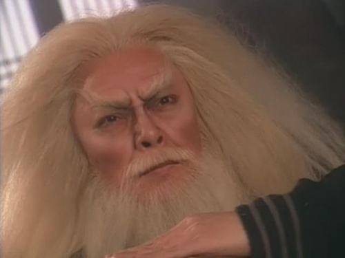 以为罗乐林只是任我行不想他还是第一代电视剧版杨过