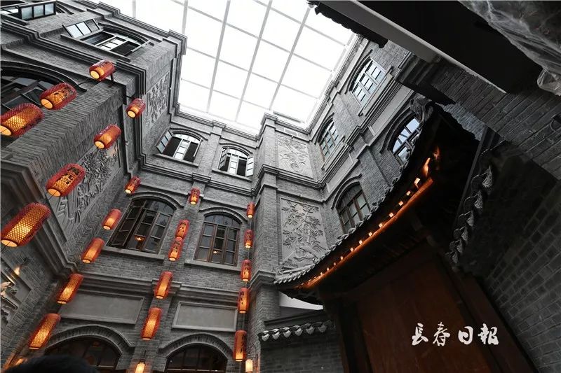 别有洞天室内山丘景区小镇现身红旗街这有山十一开放