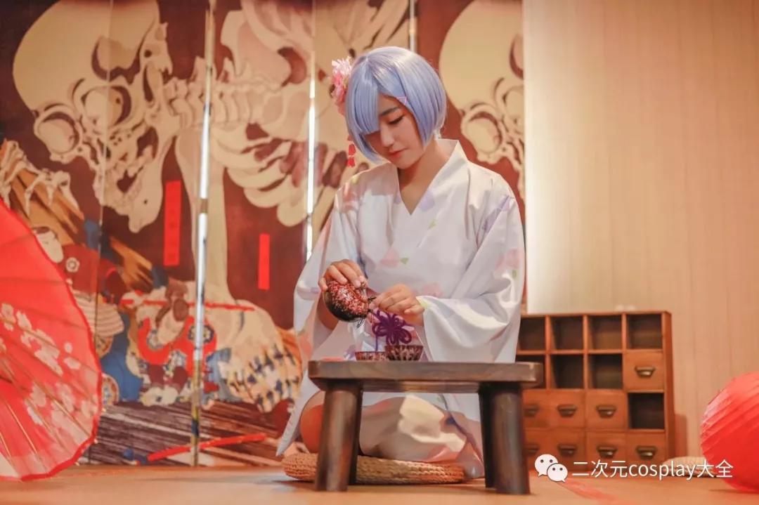 清甜小可爱肤白貌美的浴衣蕾姆cos可太萌啦