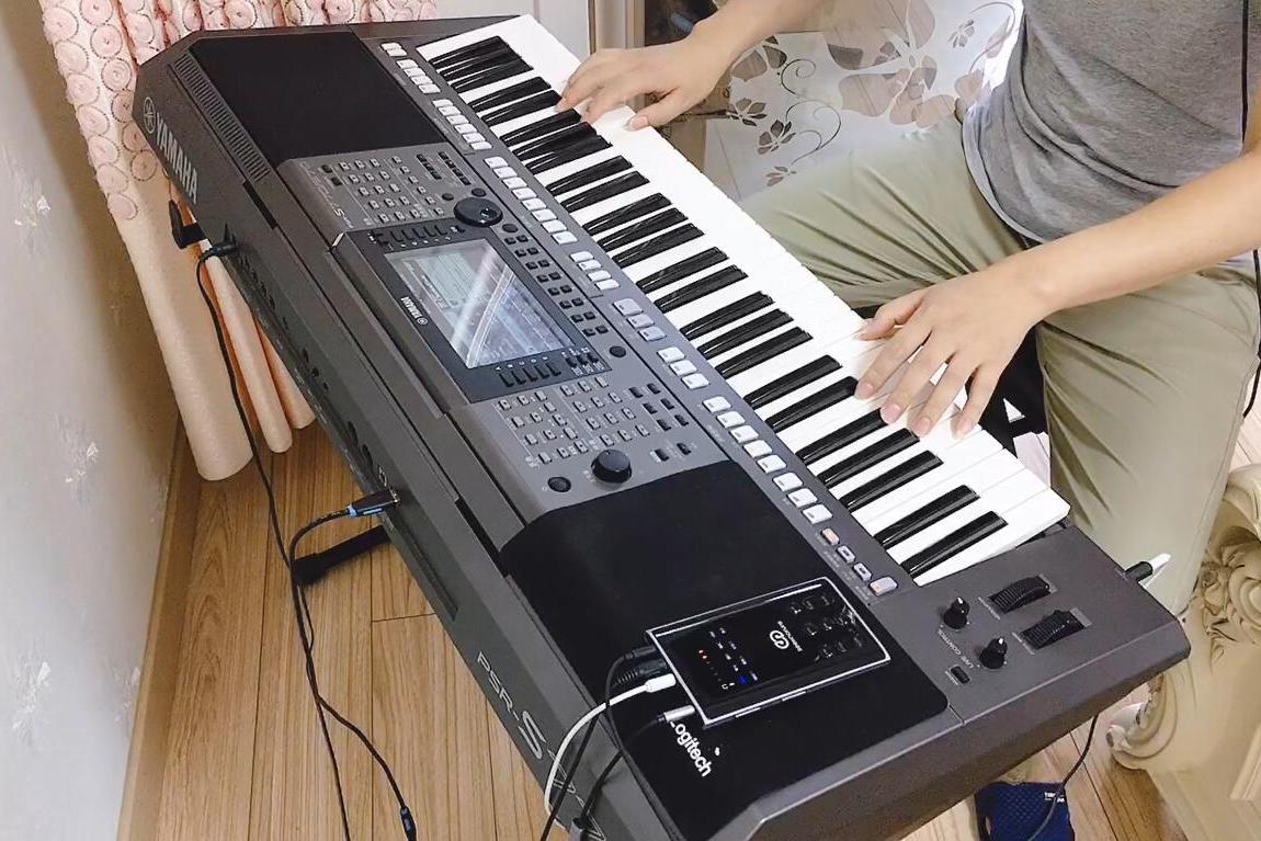 好听的电子琴音乐演奏经典老歌云河非常舒心的演奏