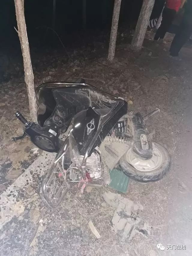 一人当场死亡!事发天门市汪场
