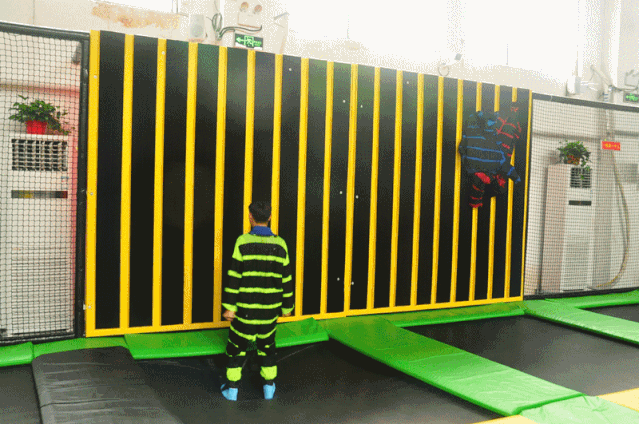 儿童天堂燃烧你的卡路里这家网红蹦床乐园让你放肆嗨速抢