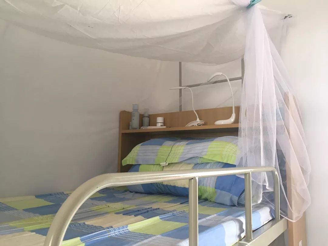 公办-广州中学凤凰校区资优实验班( 全寄宿)住宿条件:每个宿舍都是8