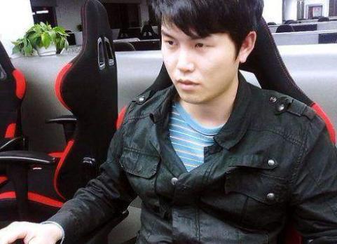 dota2电锯甜心小雨换号开播公会纠纷仍未解除我还想看伐木机