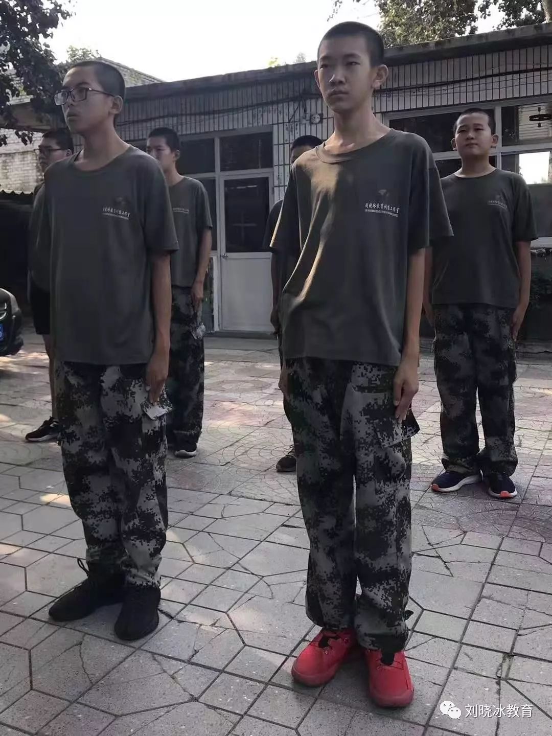 站军姿洗床单洗衣刷鞋