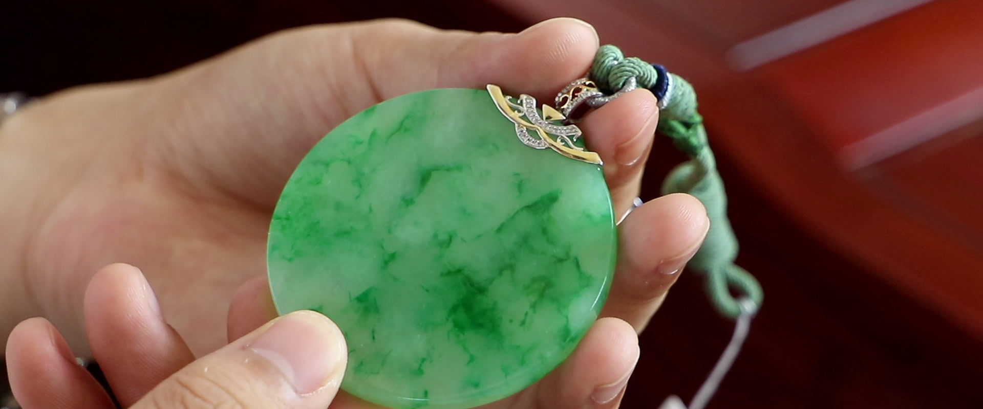 金丝种翡翠平安无事牌恒煋集团