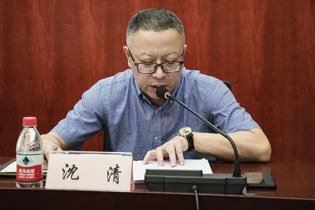 拔利剑出重拳马桥镇召开2019年上半年度综治信访司法工作会议暨扫黑除