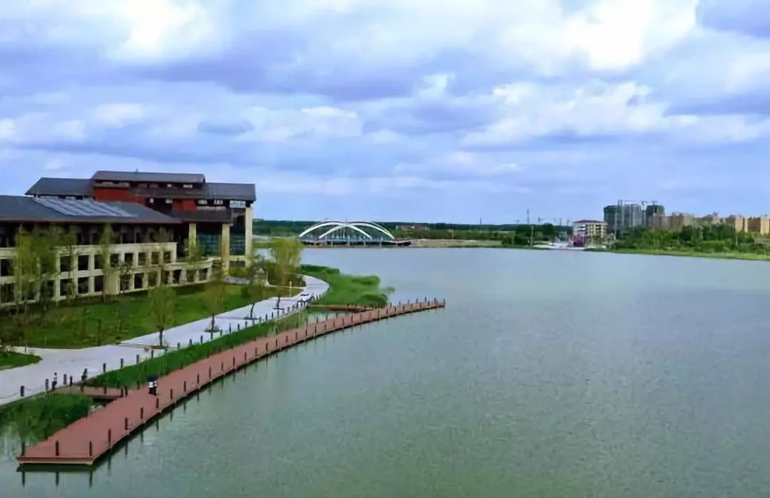 南湖宾馆八里河景观大桥八里河景观大桥金水湖·郓城县文化体育中心