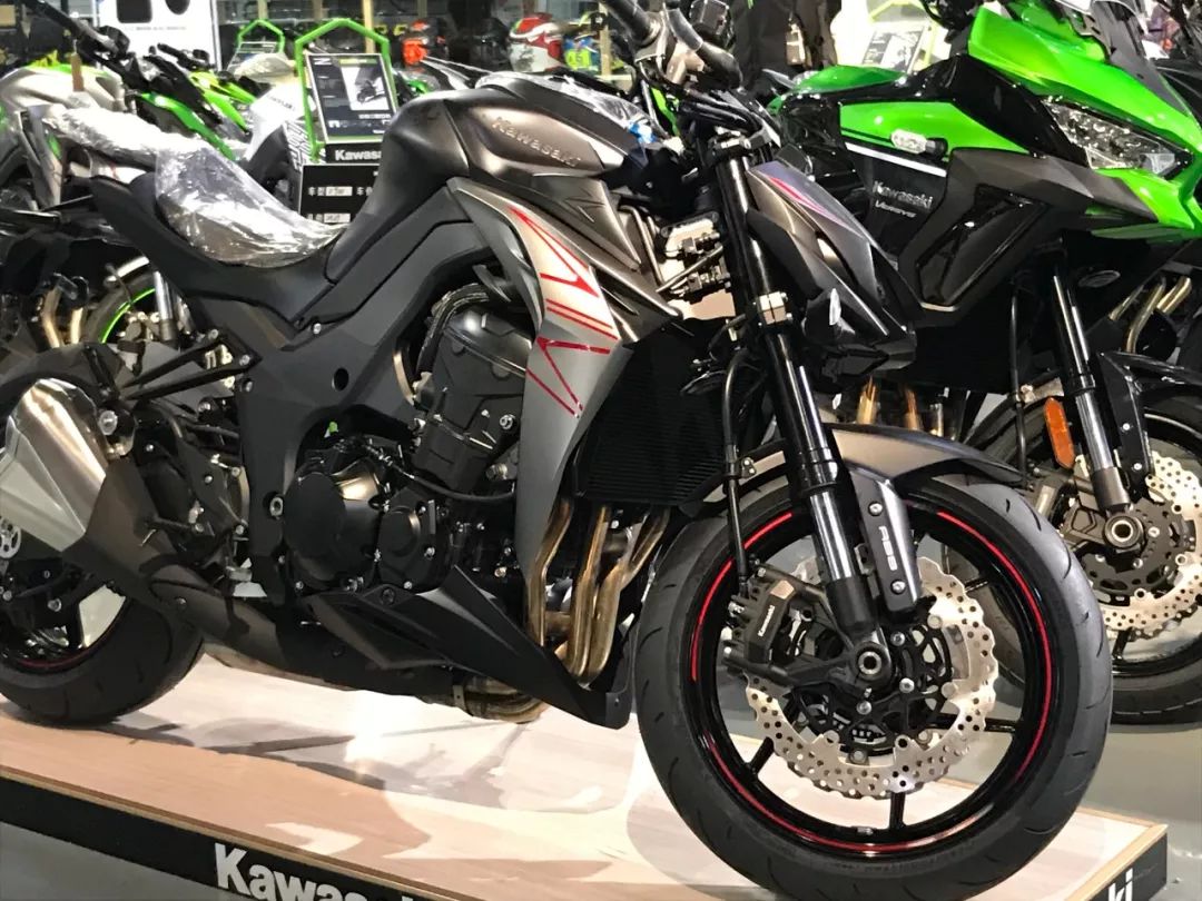 z100z1000 r绿色售价:169000难道还不足以让你怦然心动吗?