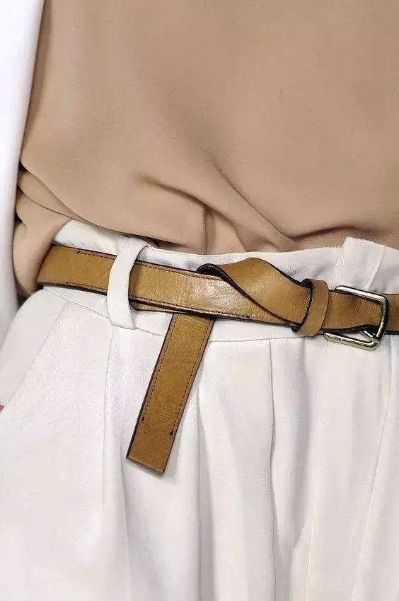 细节篇出人意料的那些服装腰部设计关于这些细节你会整几个