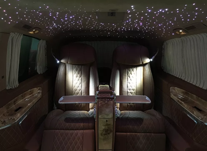 奔驰v260改装大概要多少钱?合正改装星空顶如幻如梦