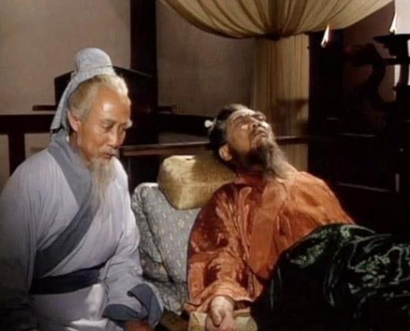 三国神医华佗下场如何?狱卒偷出的几页医书成了如今最珍贵的_曹操
