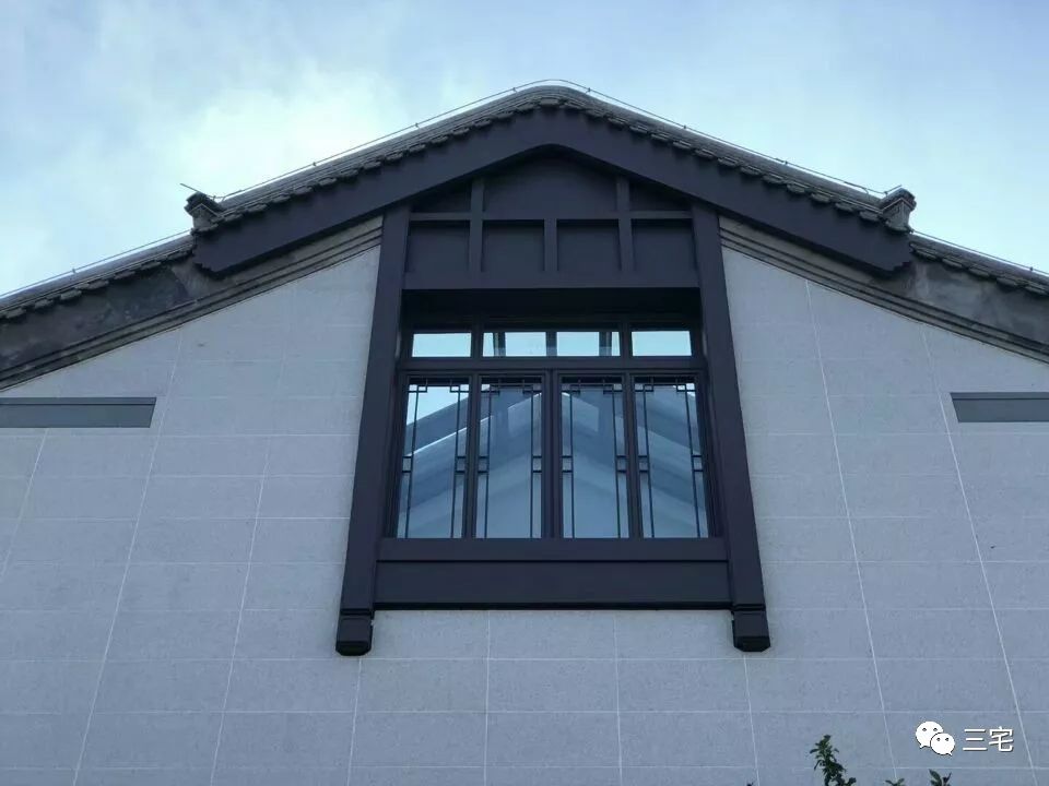 露从今夜白月是故乡明三宅东方美学门窗如诗如画