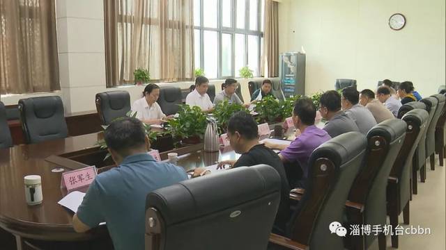 全市积极贯彻市委十二届八次全会精神合力谱写淄博老