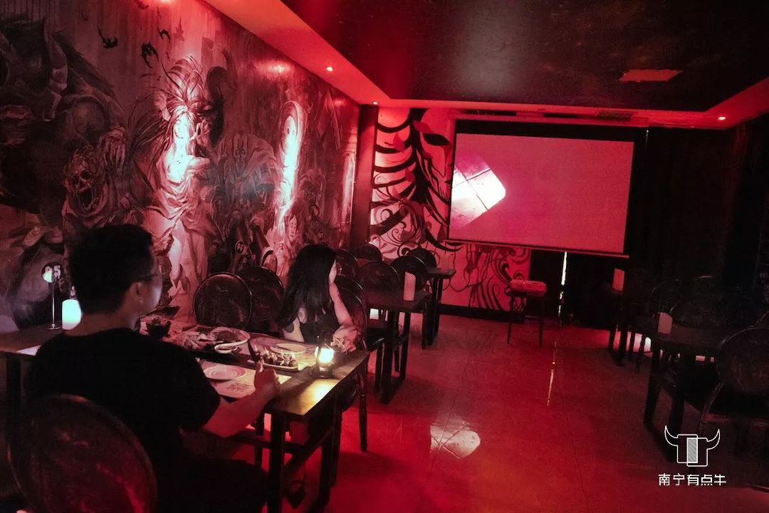 南宁西大东门不到40元就能玩到真人鬼屋胆小慎入