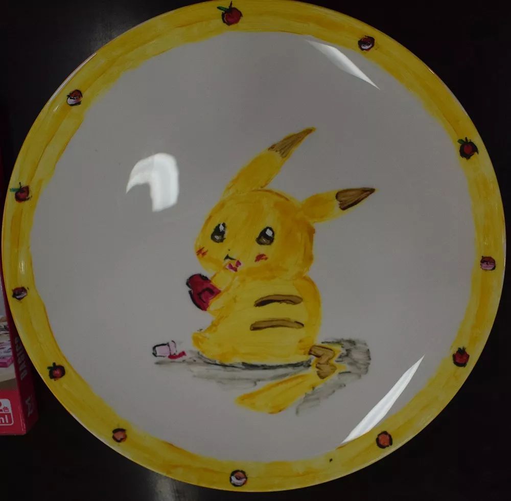 工会动态盘点你的幸福时刻手绘瓷盘展风彩