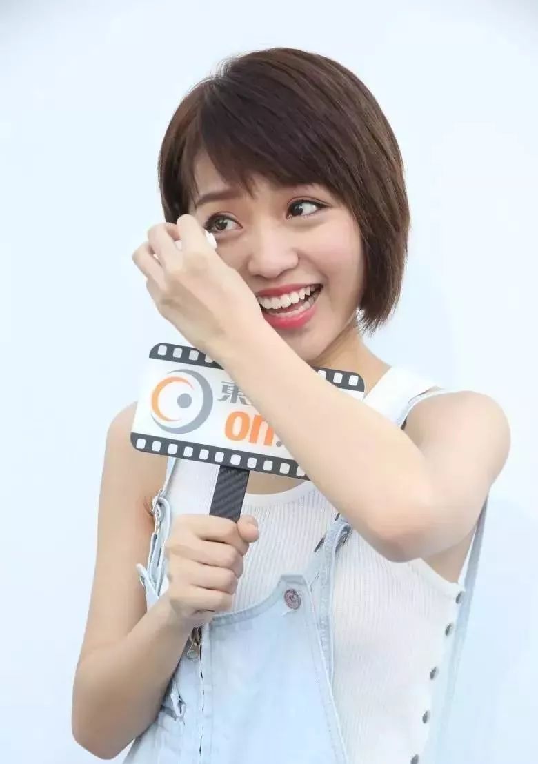 TVB清纯小花,曾陪母亲街头行乞!如今进军歌唱界..._林颖彤