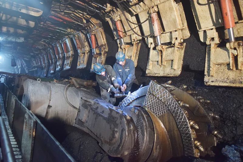 强化运输管理畅通矿井大动脉