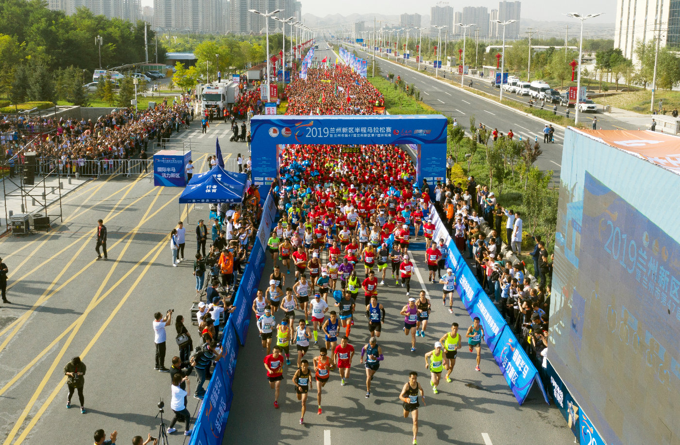 2019е477컷