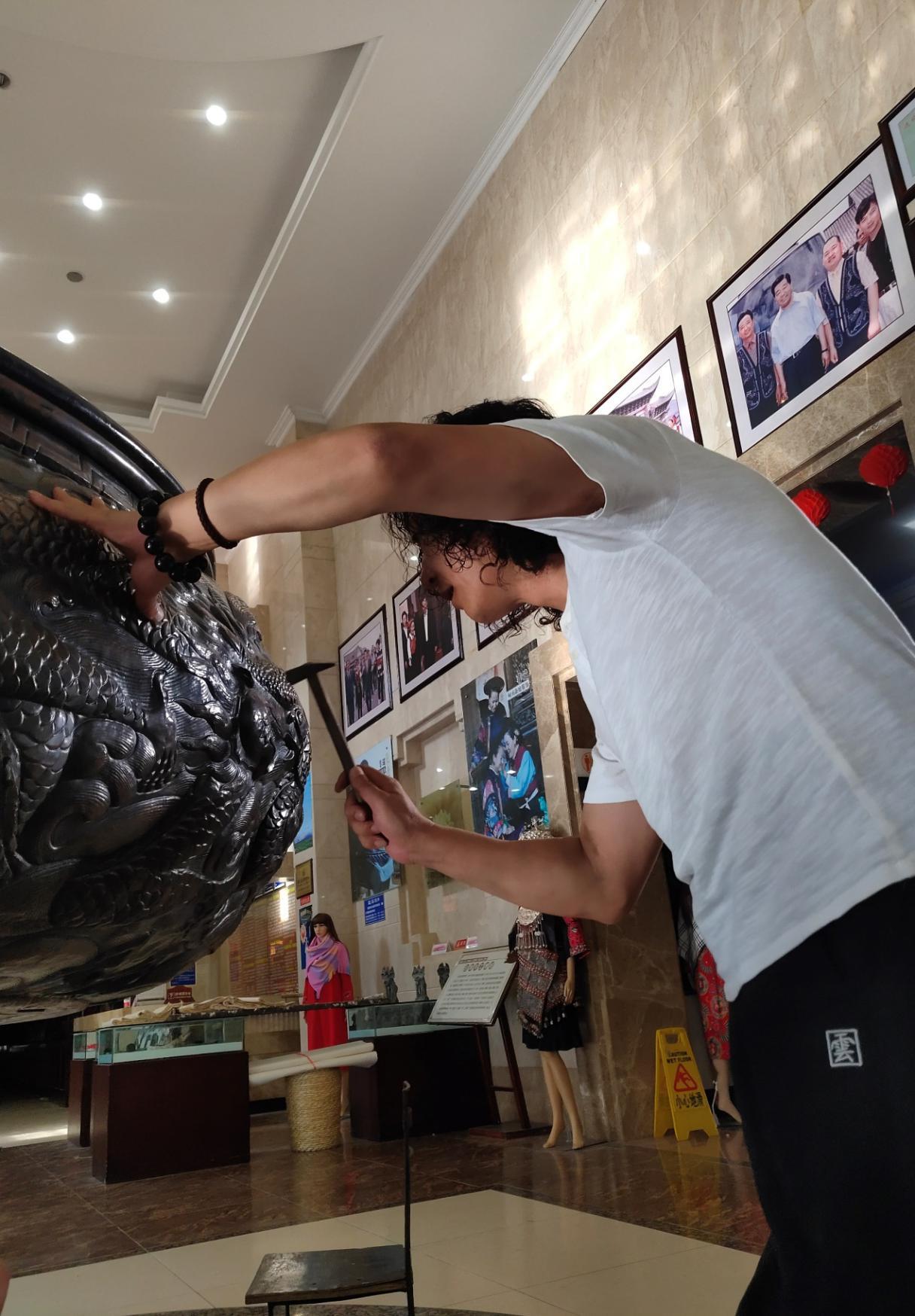 国家级非物质文化遗产传承人母炳林家乡小村不负美名