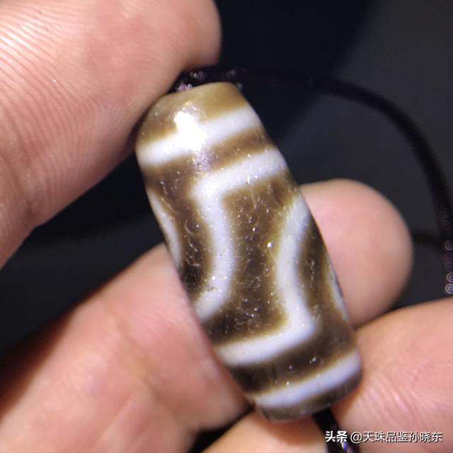 从七个方面鉴定西藏千年老天珠