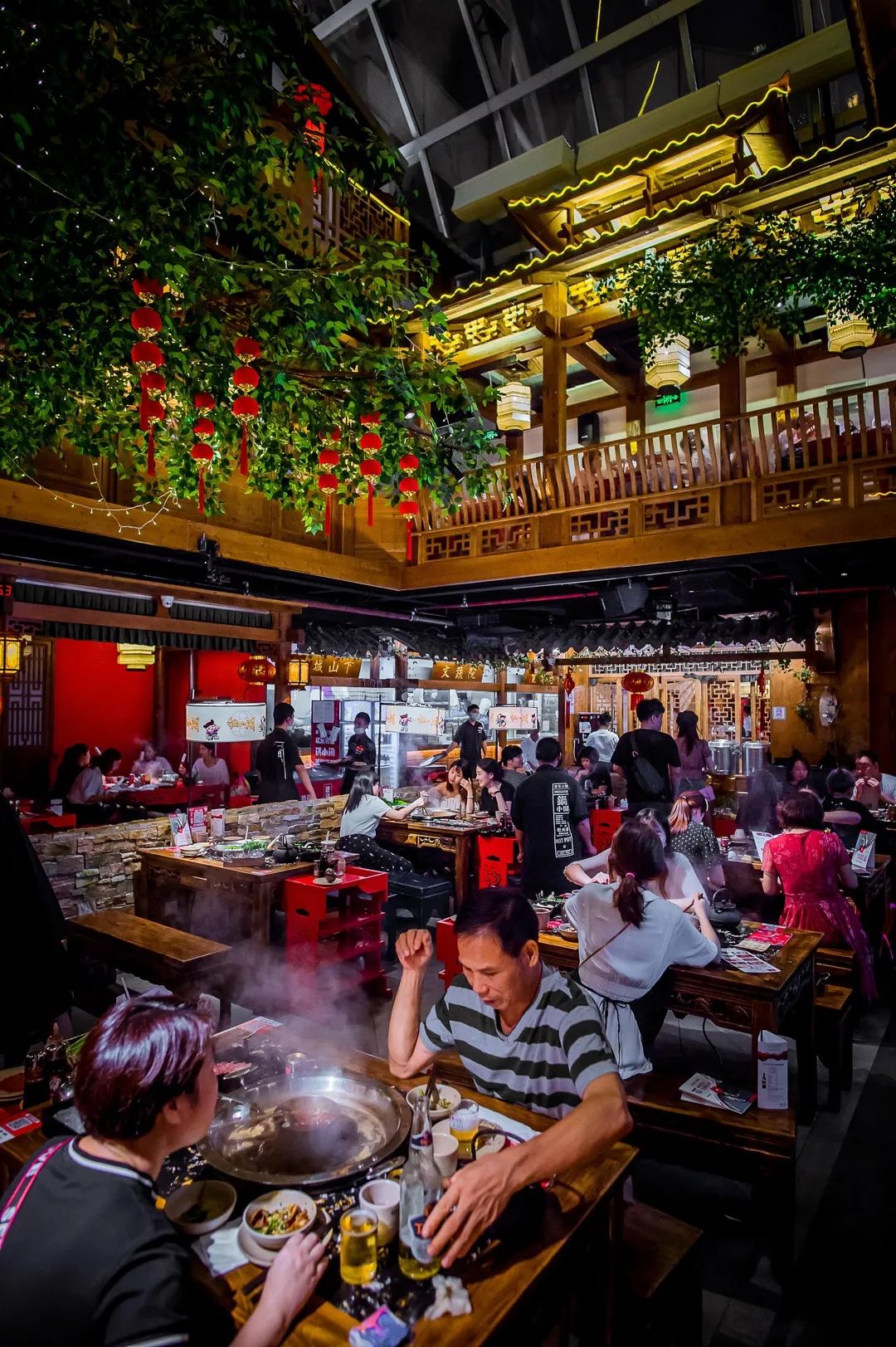 重庆洪崖洞来广州了边开演唱会边涮火锅连海底捞也办不到