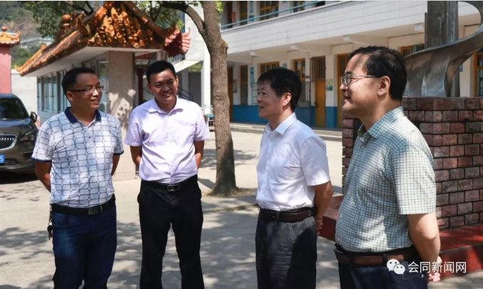 杨陵俐带队检查督办新学期校园安全工作